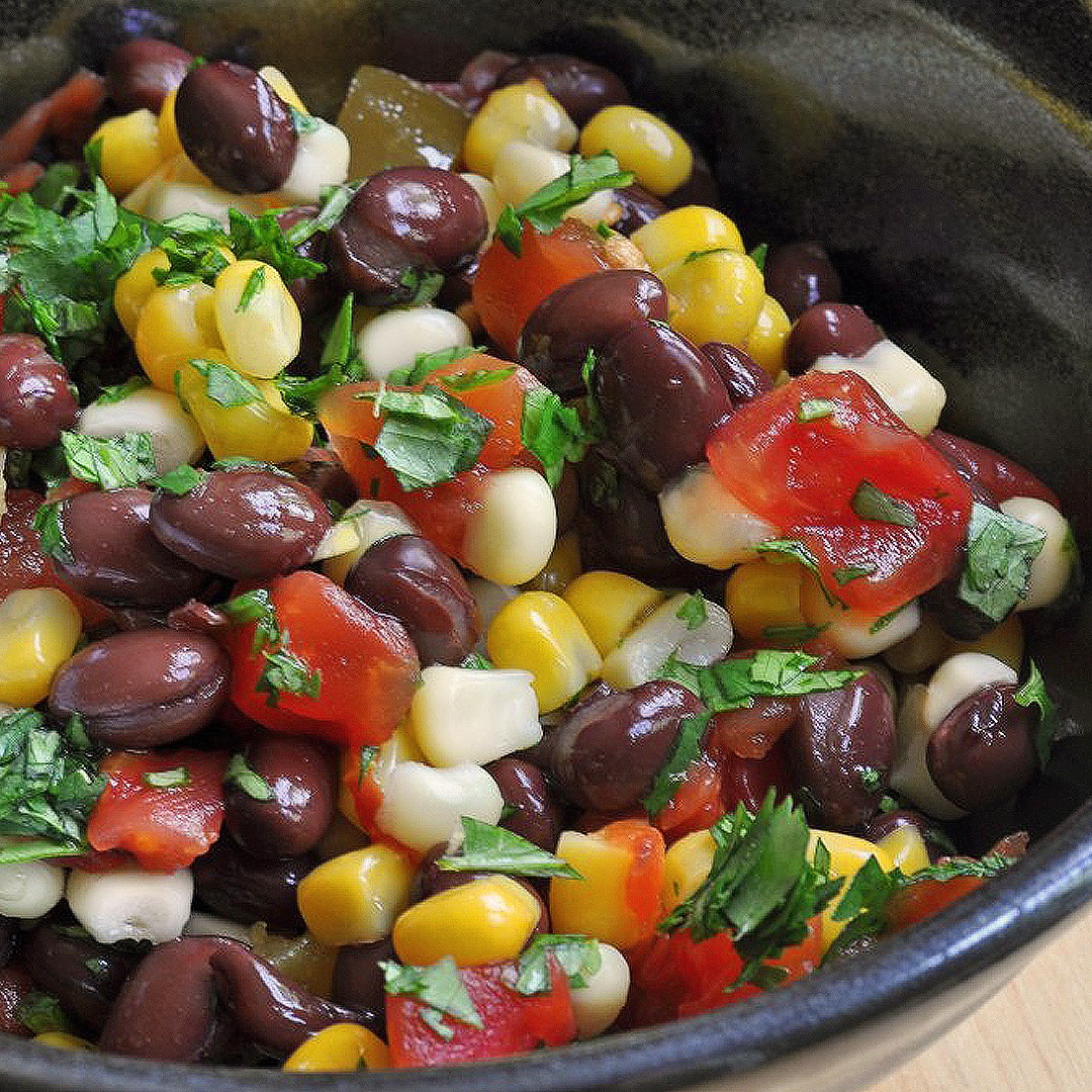 Ensalada de frijoles con papas o zapallo